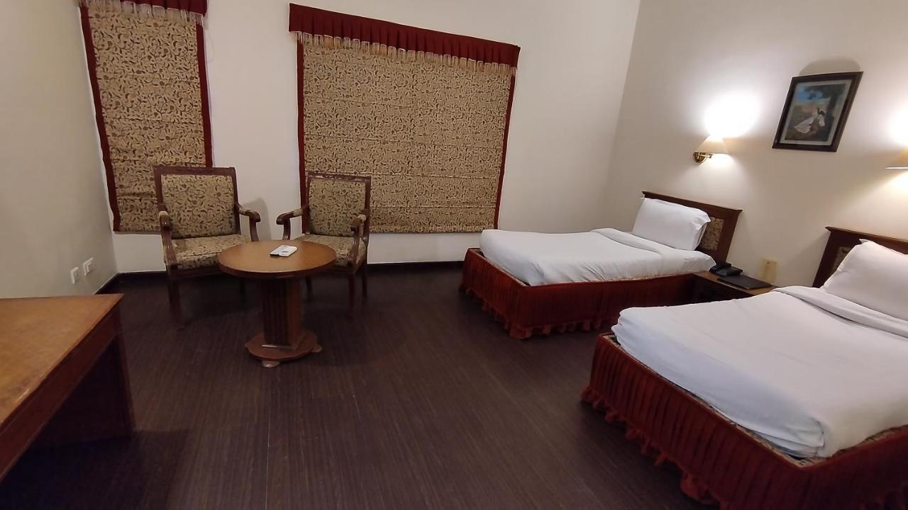 Hotel Sepal Bathinda Eksteriør bilde
